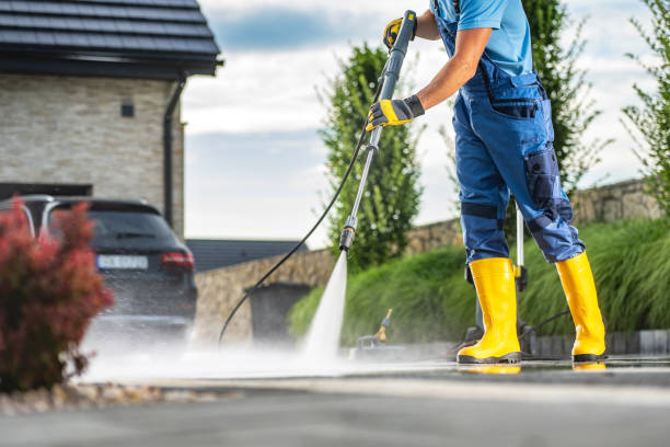 Best Driveway Pressure Washing  in North Decatur, GA